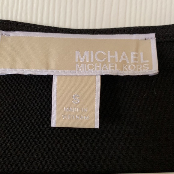 Michael Kors top with metal grommets - Picture 3 of 5